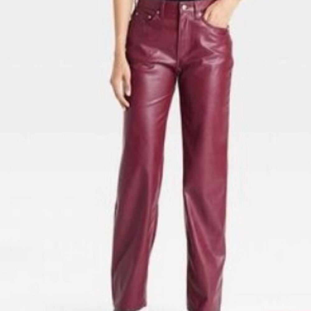 Universal Thread Women's Burgundy Faux Leather Trousers Mid-rise 90's Baggy NWT